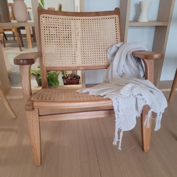 sillón de madera de teca Kemboro