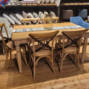 mesa de madera cottage