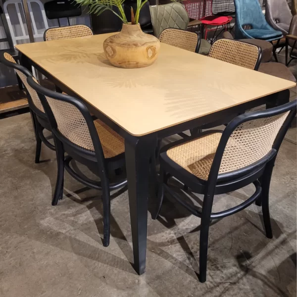 mesa de madera mandalay
