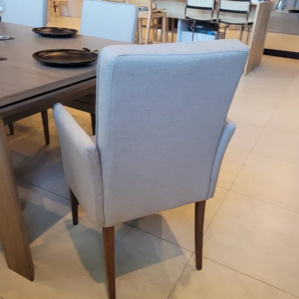 silla y sillón cabecero con tapicería a elección