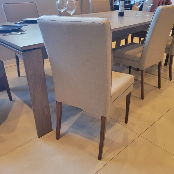 silla y sillón cabecero con tapicería a elección