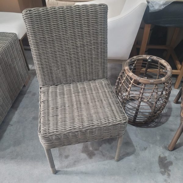 silla de ratán sintético Sakar