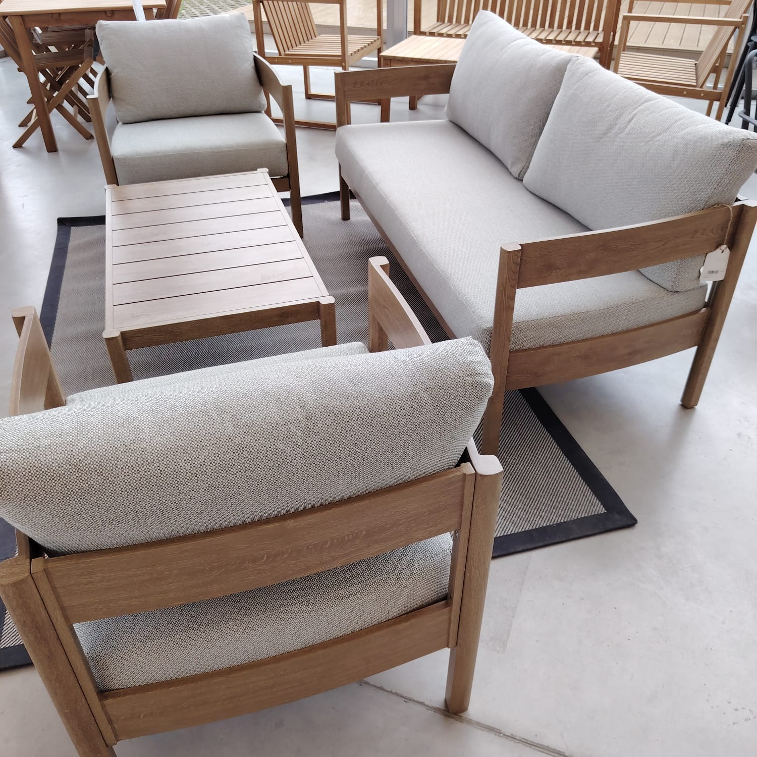 Conjunto de sillones de aluminio simil madera Saronikos