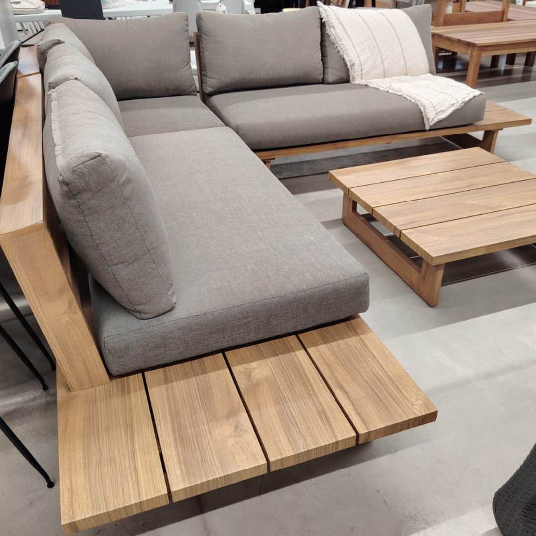 Esquinero de aluminio simil madera Praslin