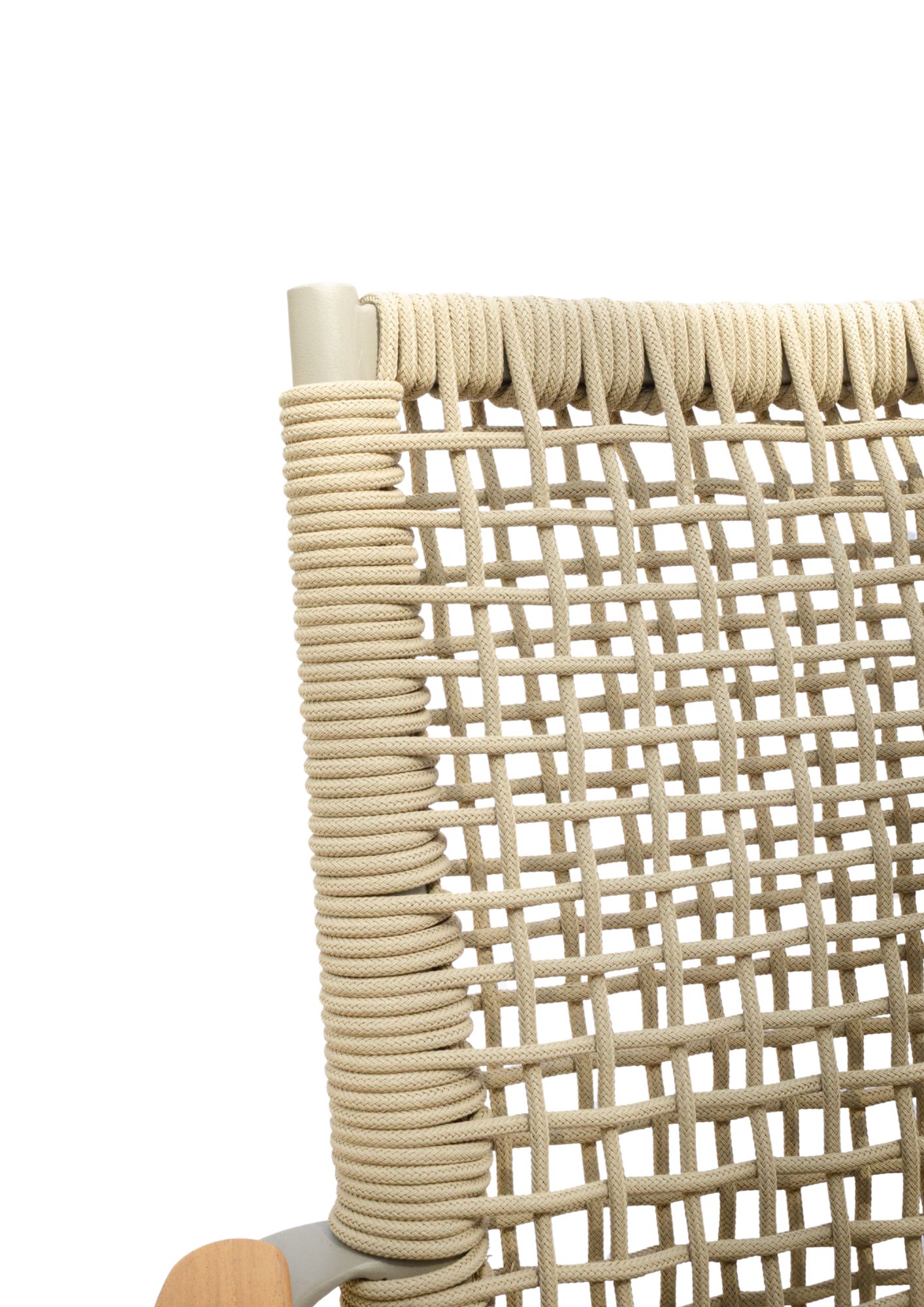 conjunto de mesa de madera y aluminio y sillas de aluminio y cuerda para exterior